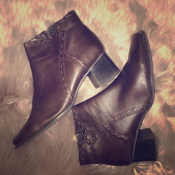 croft & barrow Shoes - CROFT & BARROW 10 NWOT BROWN BOOT 👢 WITH STITCH